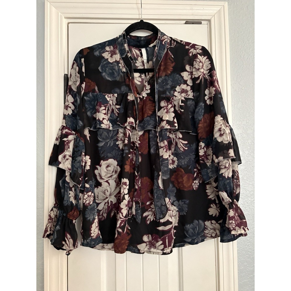 Mystree Floral Ruffle Blouse Womens Small Black Burgundy Excellent Tiered Sleeve
